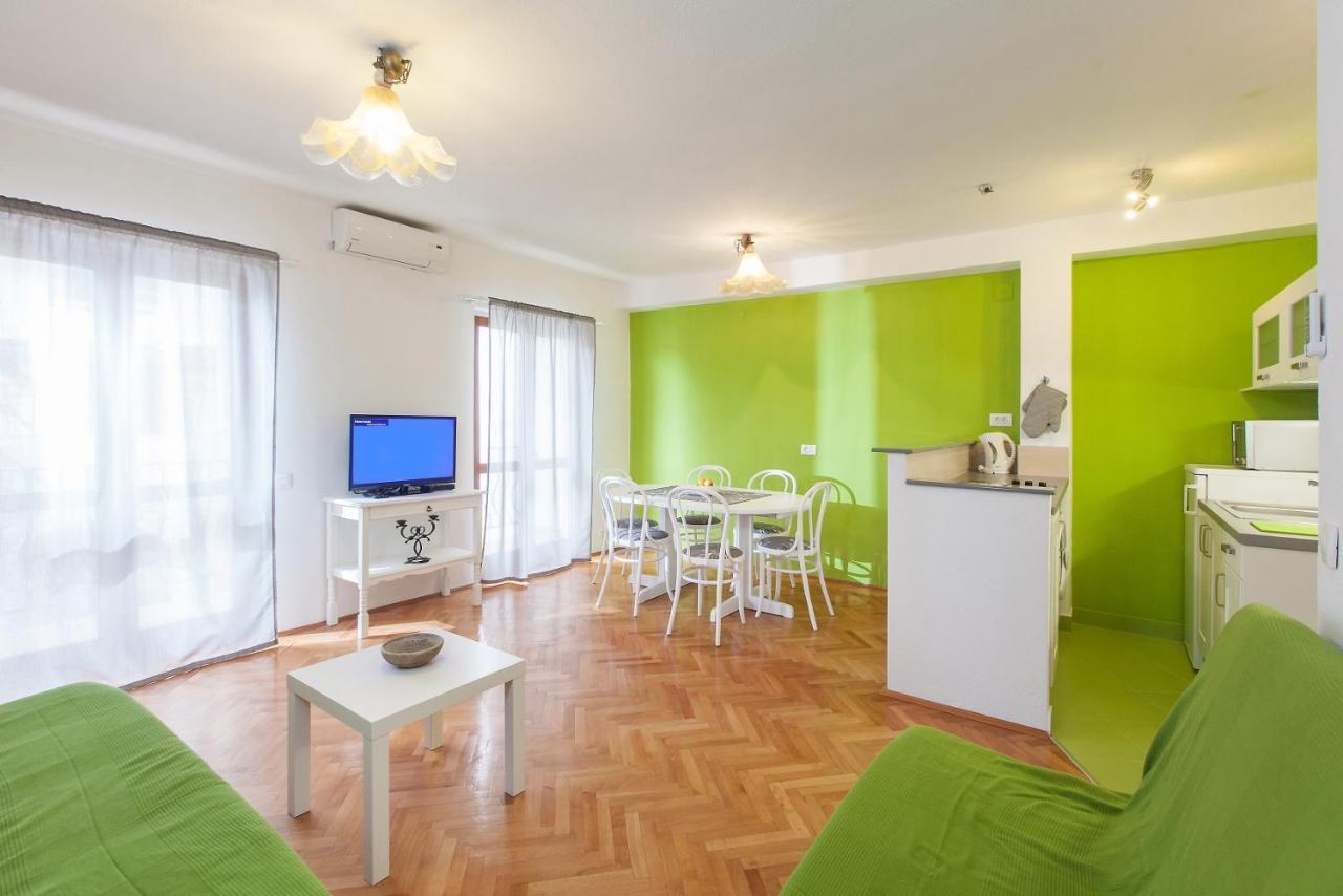 Vega Apartments Podgora Kültér fotó